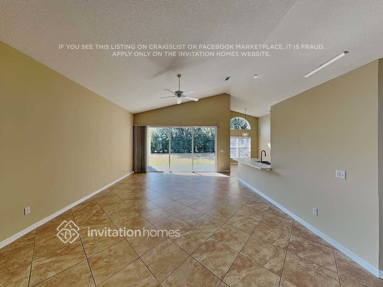 1642 Armin Ct - Photo 3 of 15