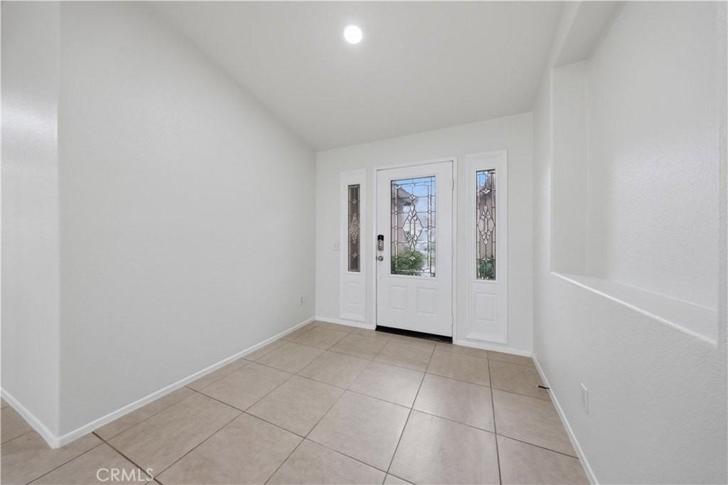 12944 Rhonda Fleming Ct - Photo 6 of 35