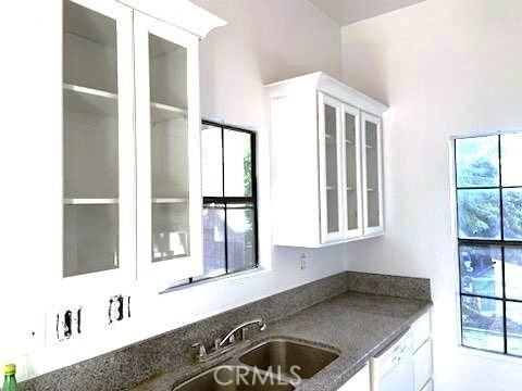 10531 Lakeside Dr S #I - Photo 7 of 12