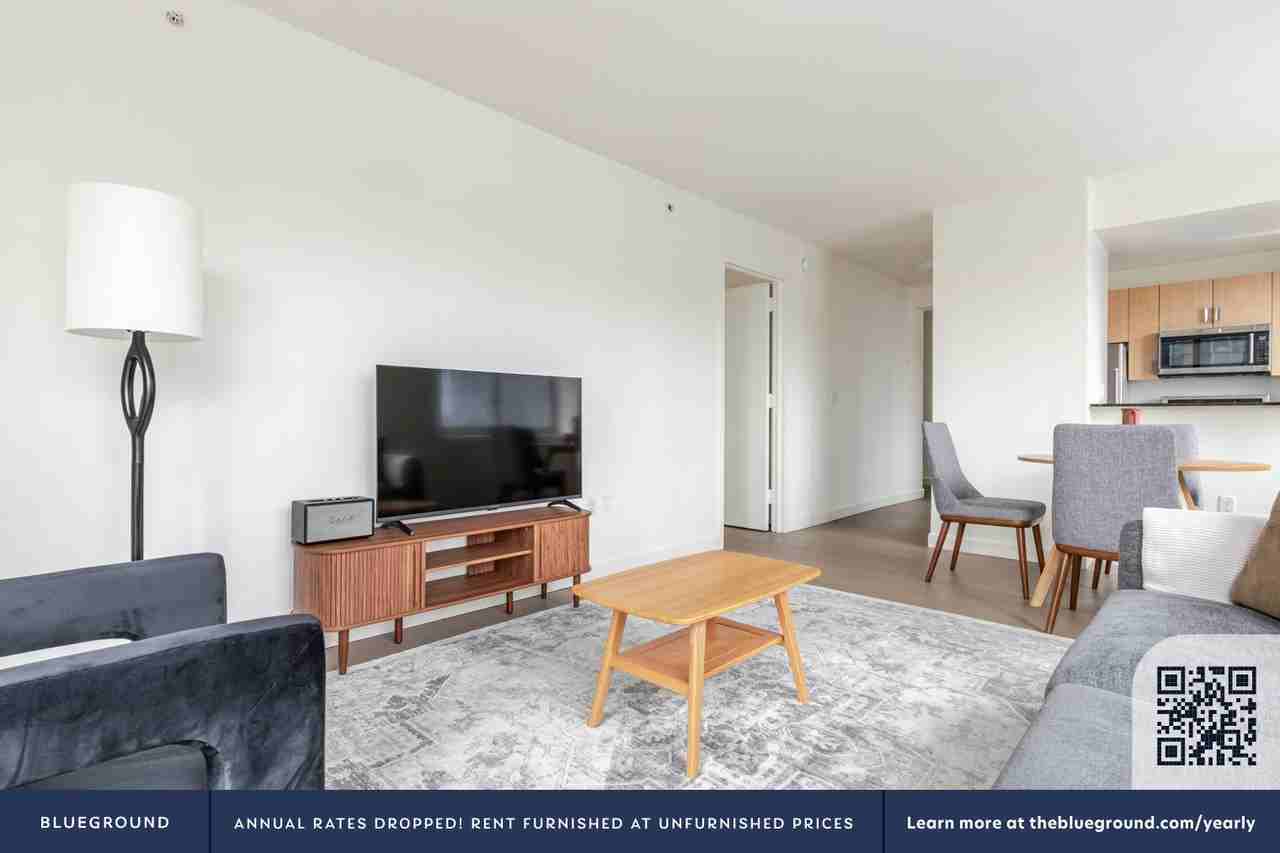 561 10th Avenue - Photo 3 of 27