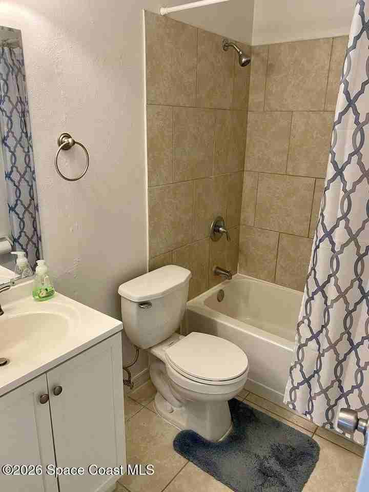 1279 Valencia St Se - Photo 7 of 15