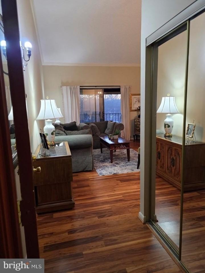 15201 Elkridge Way Unit 93-3h #93-3H - Photo 4 of 17