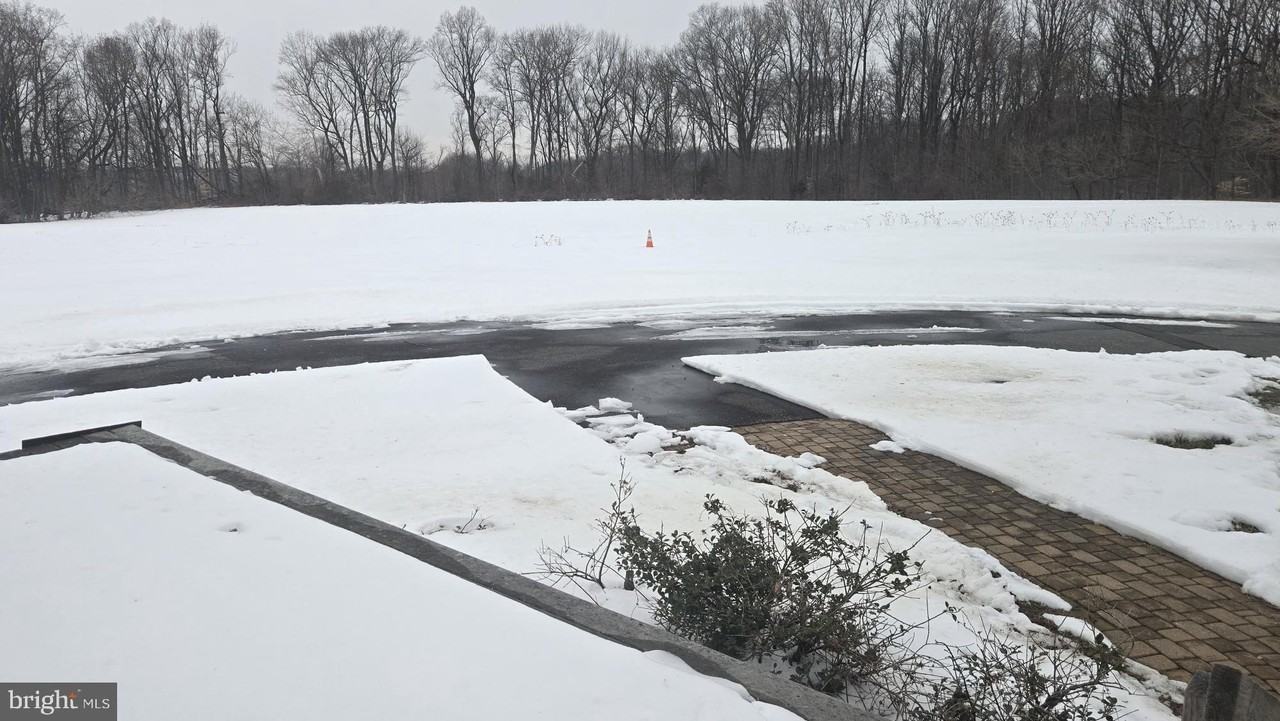 10 Garwin Rd - Photo 3 of 13