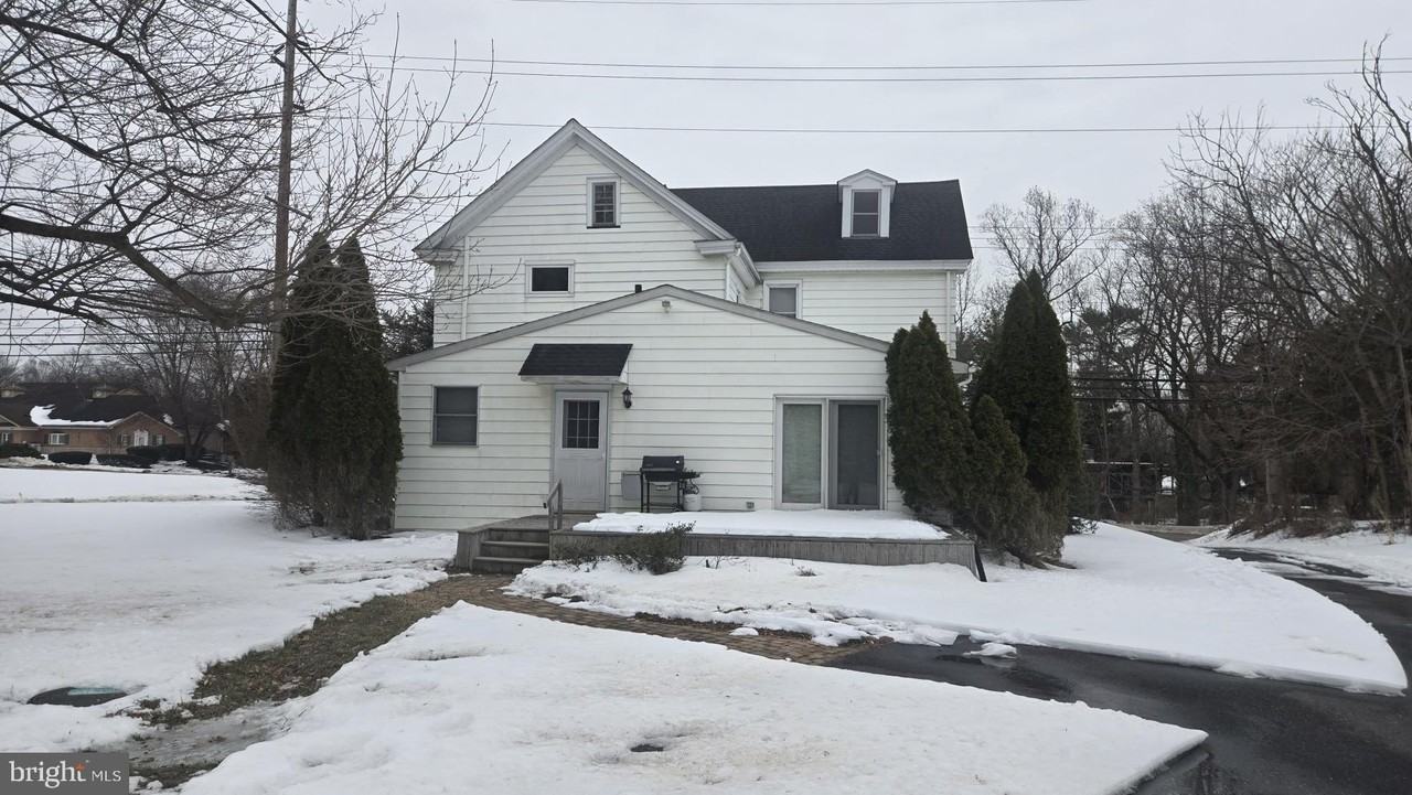 10 Garwin Rd - Photo 4 of 13