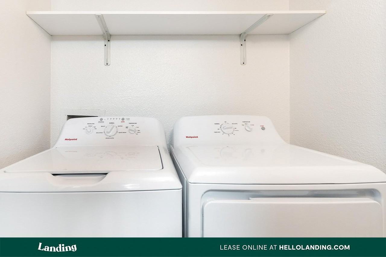 711 Brentford Pl, - Photo 4 of 50