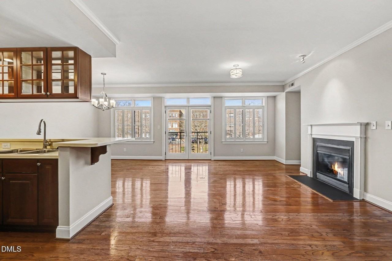 122 Meadowmont Village Cir Unit 122 #122 - Photo 6 of 22