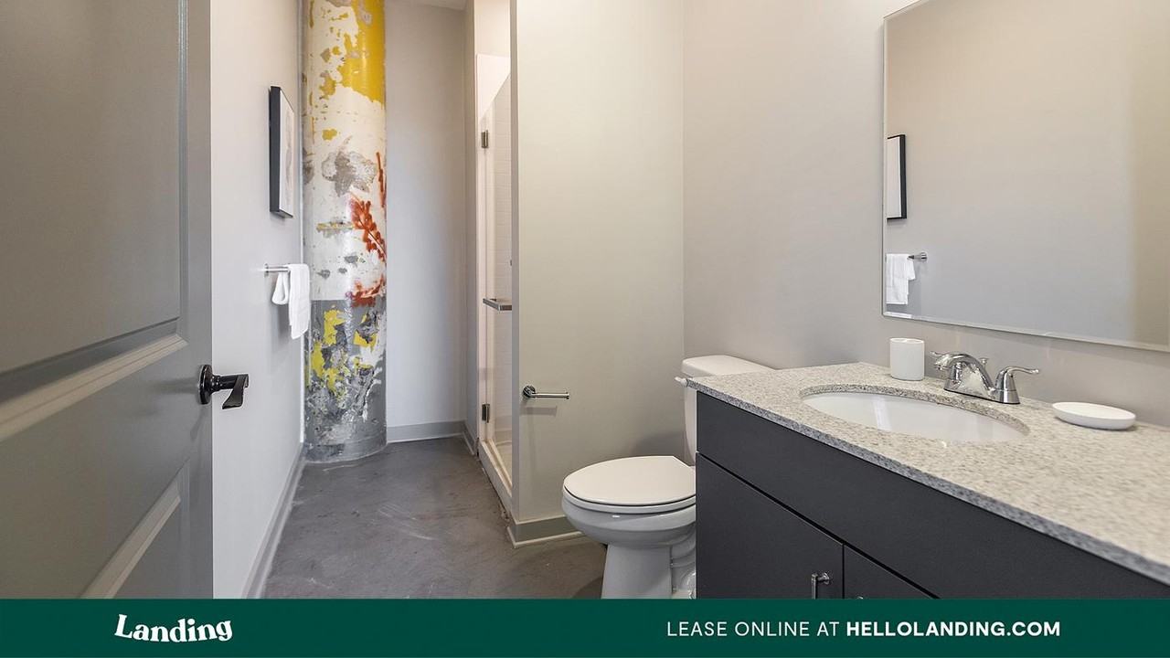 711 N Front St - Photo 6 of 50