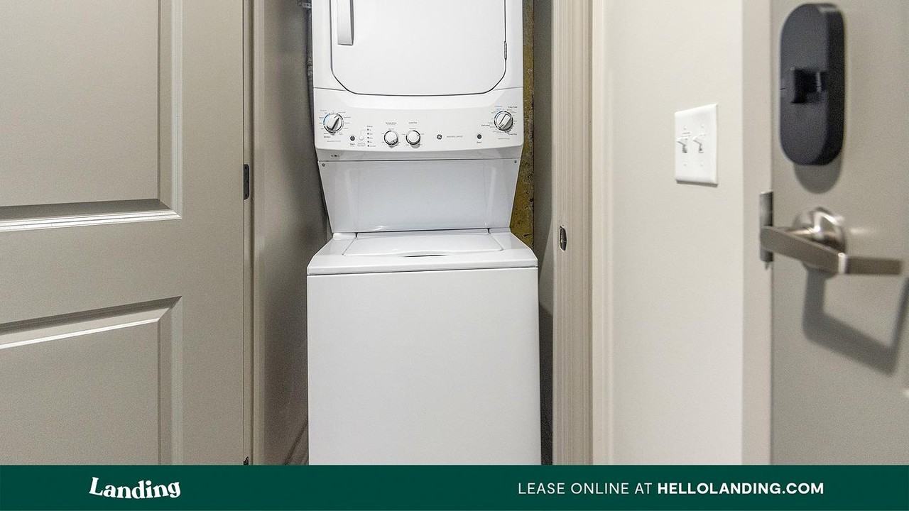 711 N Front St - Photo 7 of 50