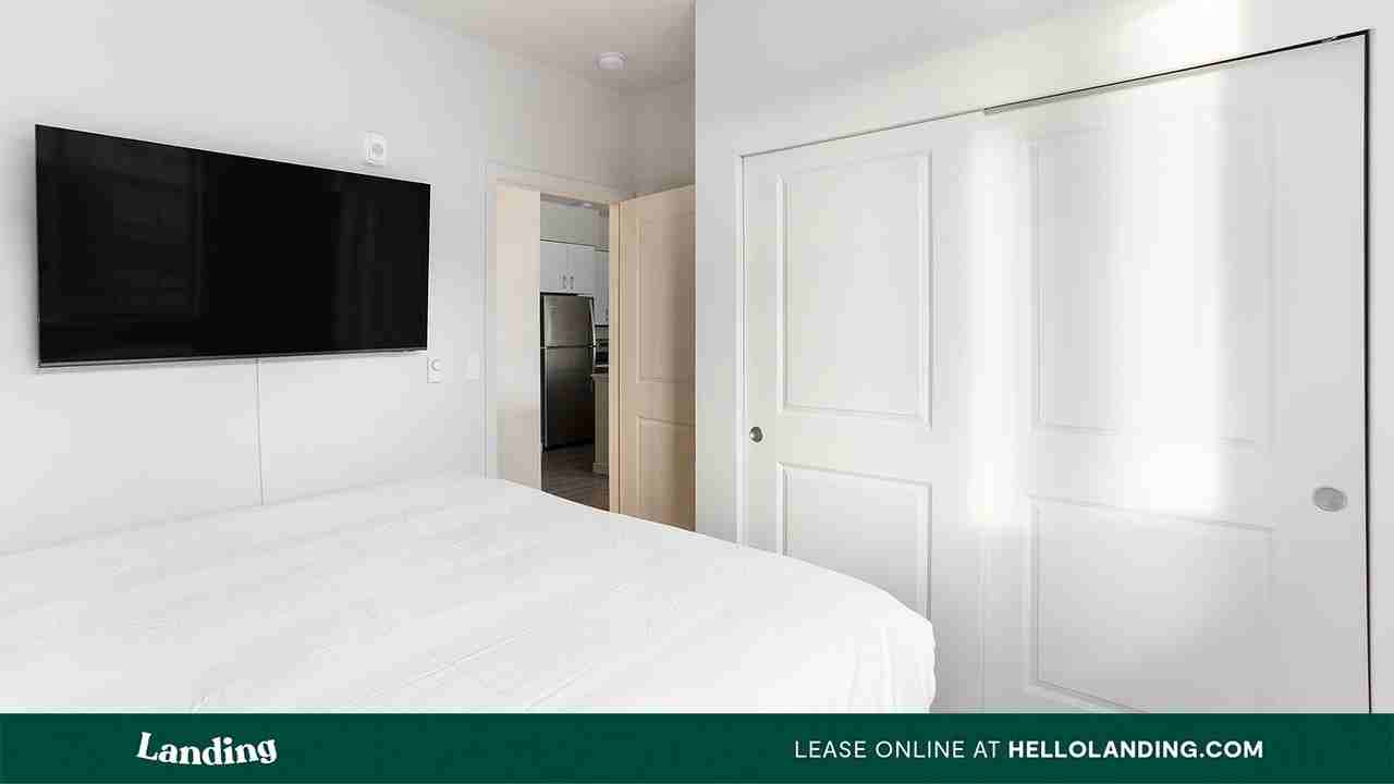 17500 25th Ave. NE - Photo 7 of 50