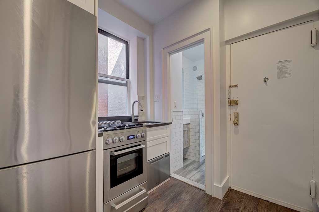 207 Madison St #6A - Photo 4 of 6