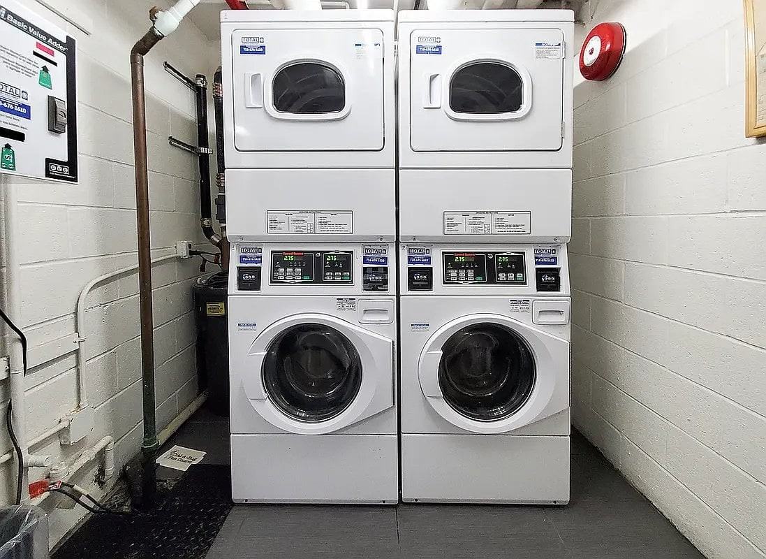 227 E 59th St #1C - Photo 7 of 8