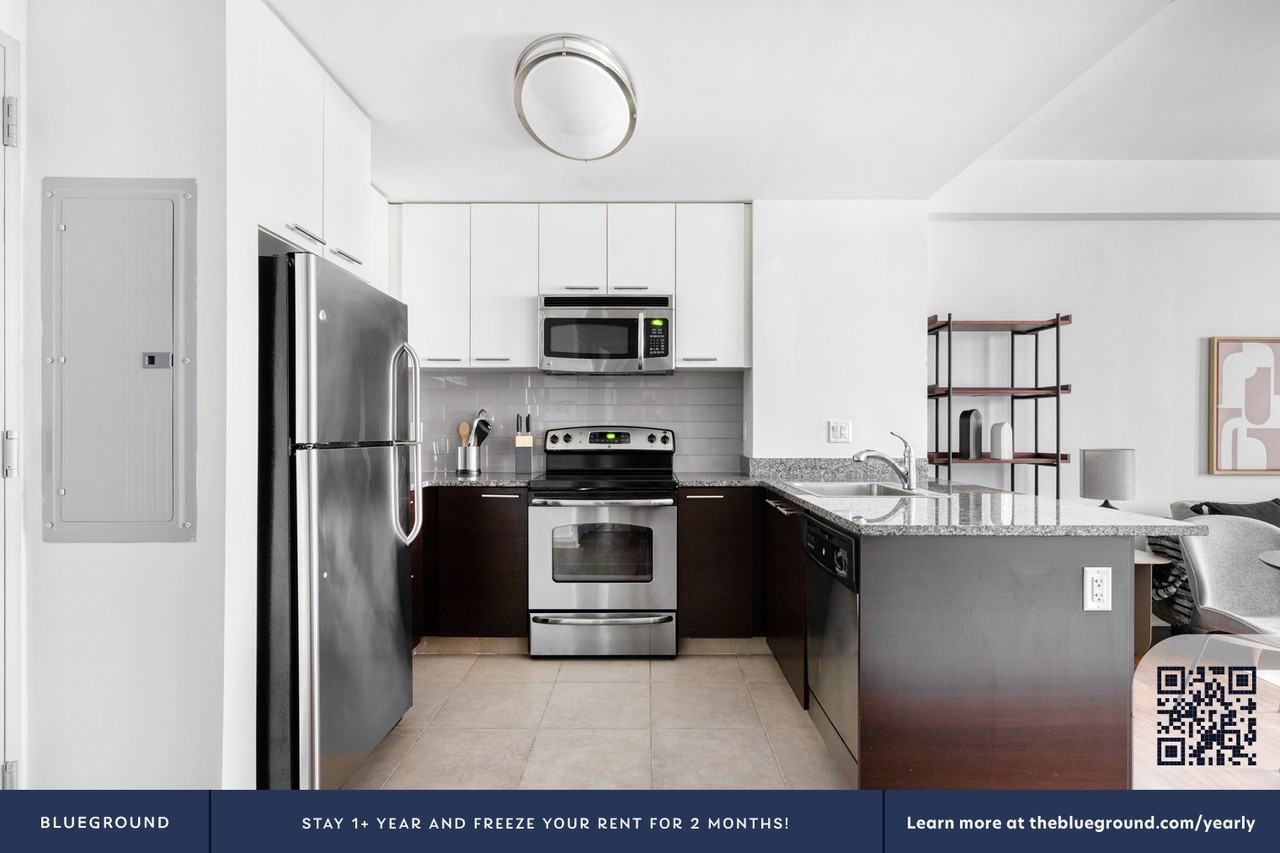 285 3rd St #593 - Photo 7 of 29