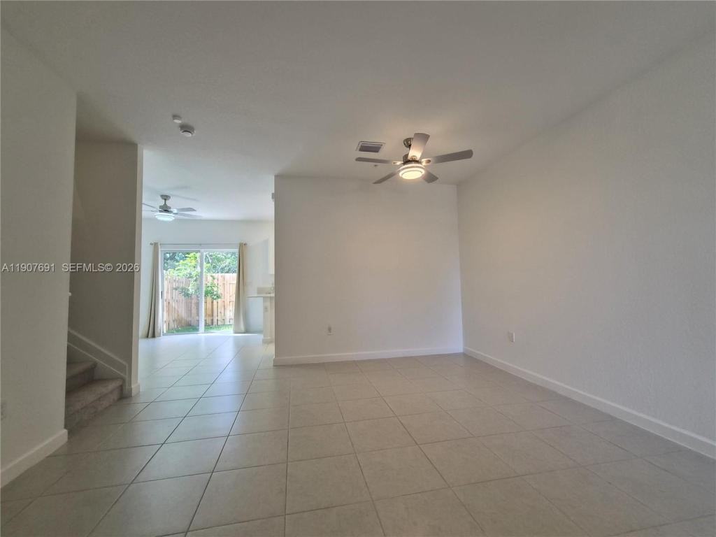 2741 Nw 55th Way - Photo 3 of 10