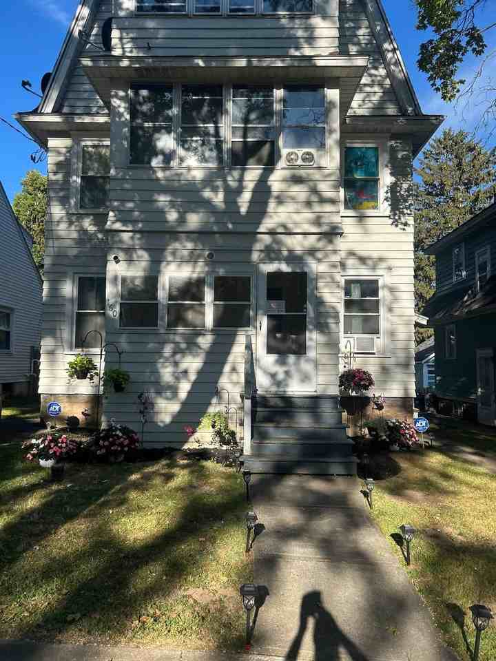 160 Stafford Ave #1363374P - Photo 3 of 27