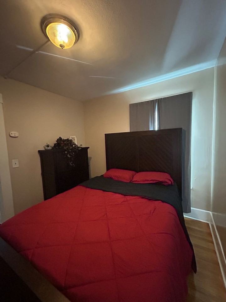 160 Stafford Ave #1363374P - Photo 7 of 27