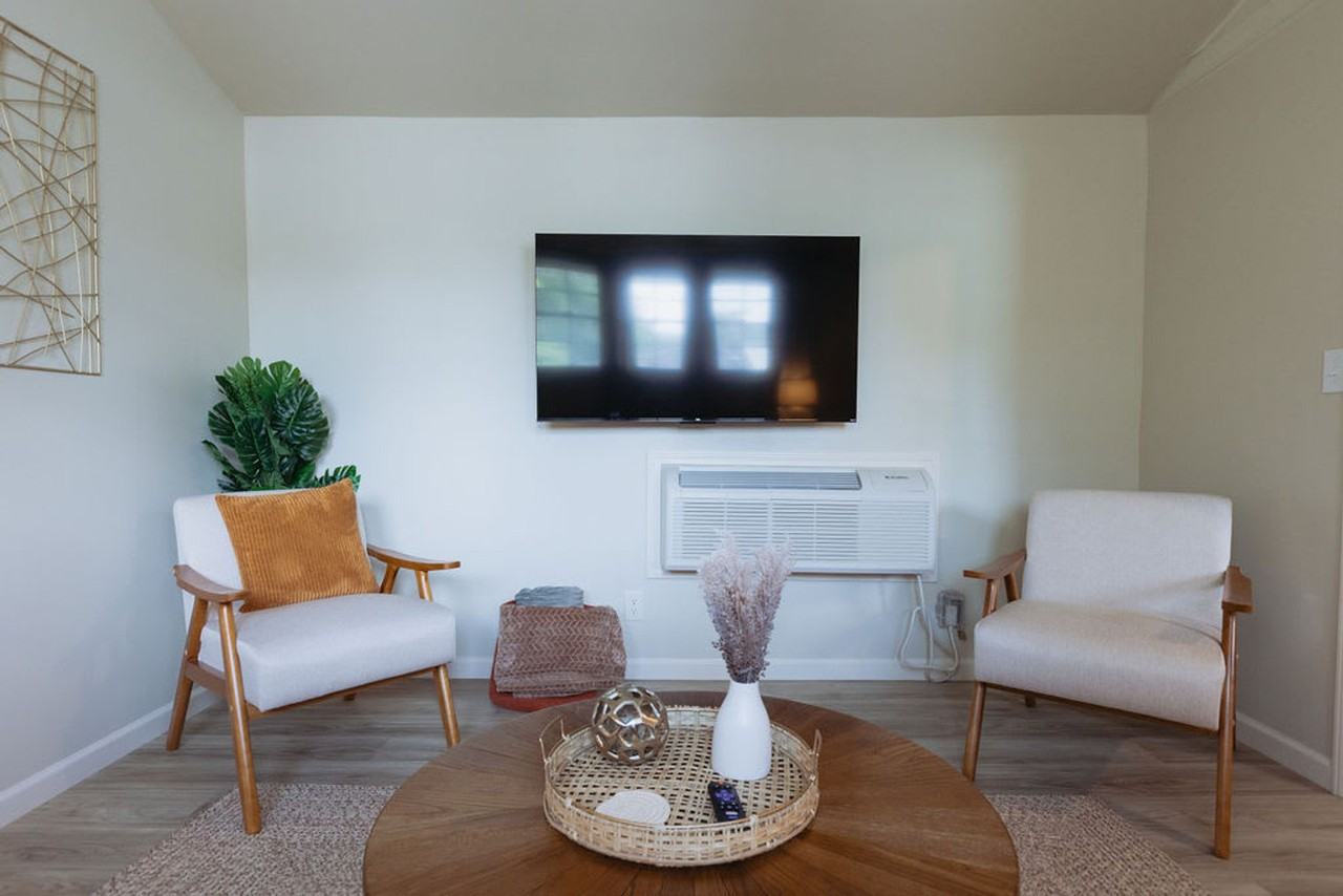 308 Lamont St #1397974P - Photo 3 of 26