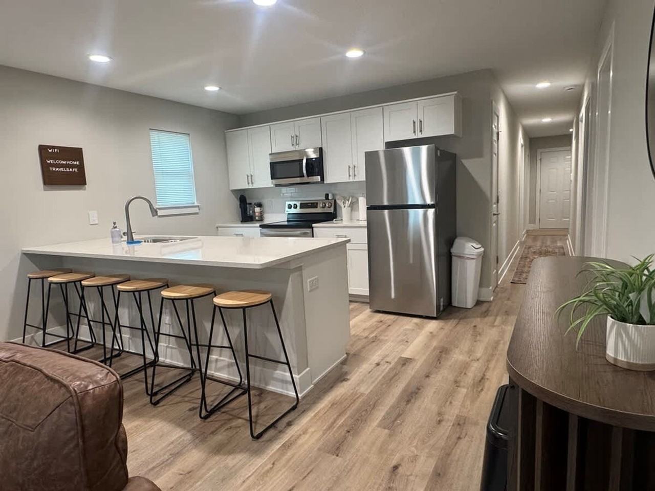 1249 Kinsmoor Ave #1460947P - Photo 7 of 19