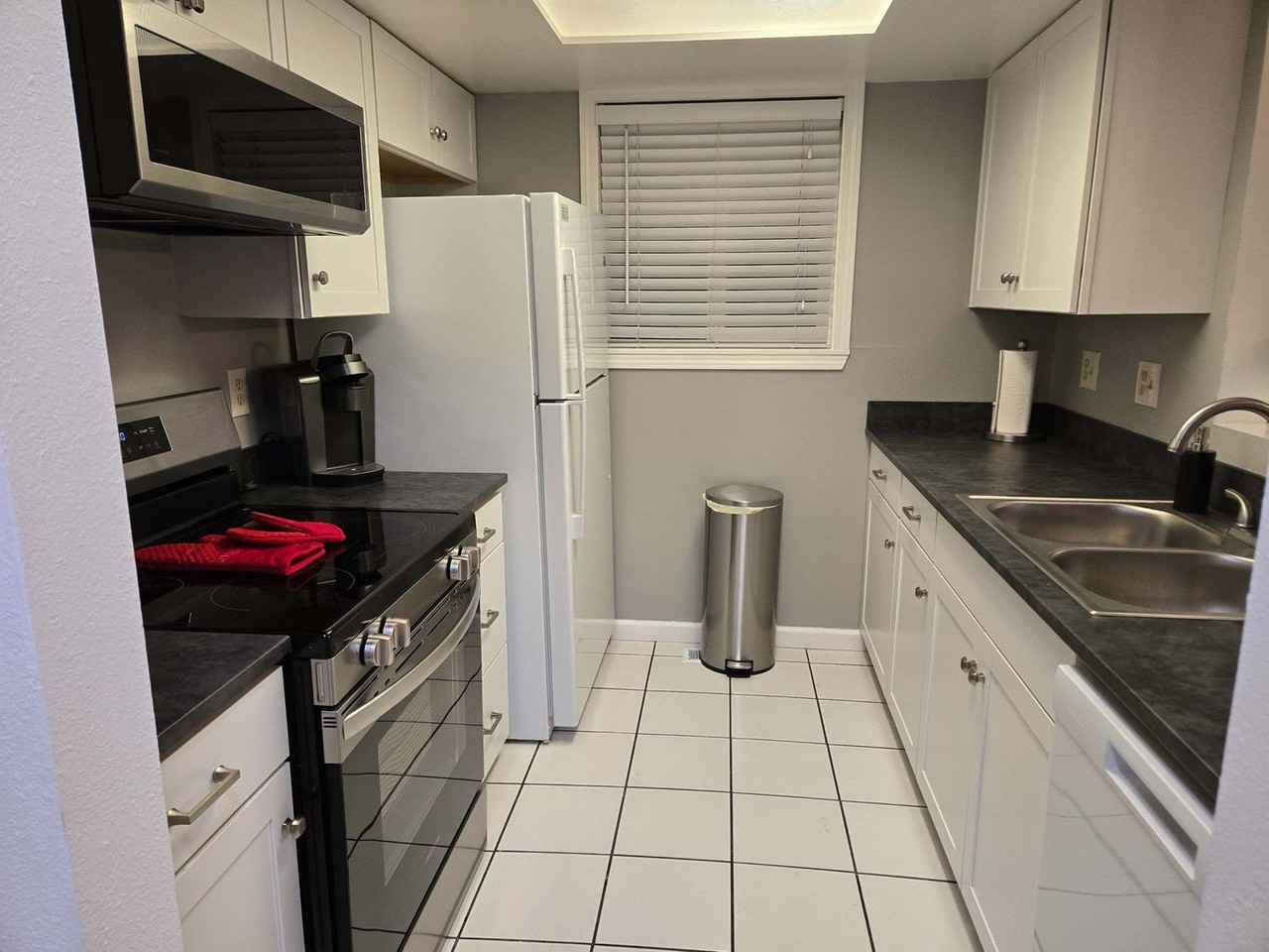 2207 Parker Ave #1460948P - Photo 5 of 18