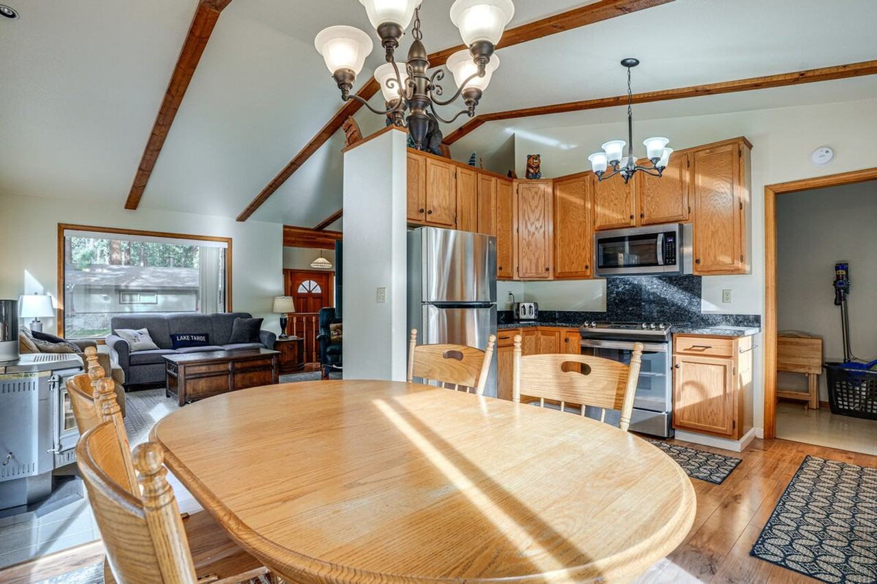 2634 Pinter Ave #1385823P - Photo 6 of 23