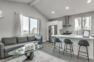 featured image of 2022 Avenida Del Diablo