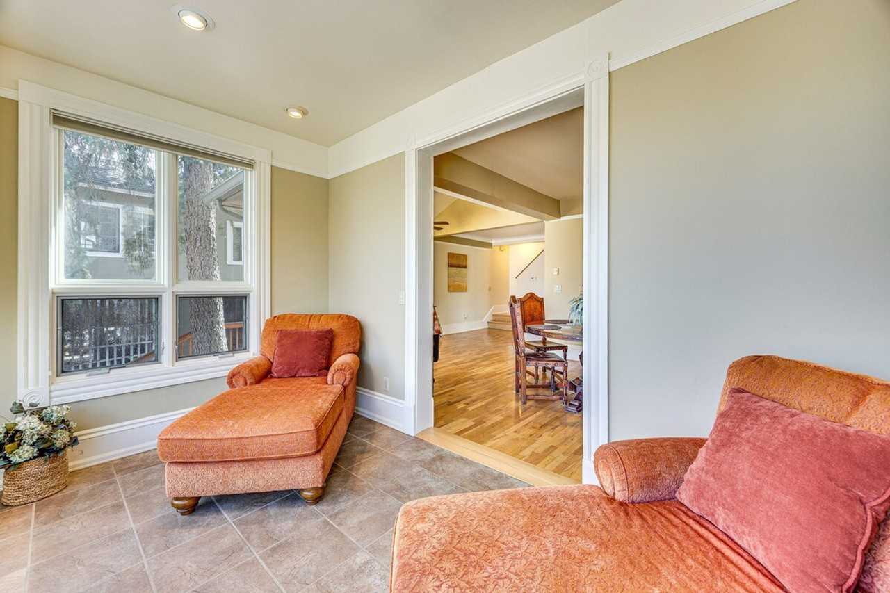 1117 Manitou Ave #1385675P - Photo 6 of 25