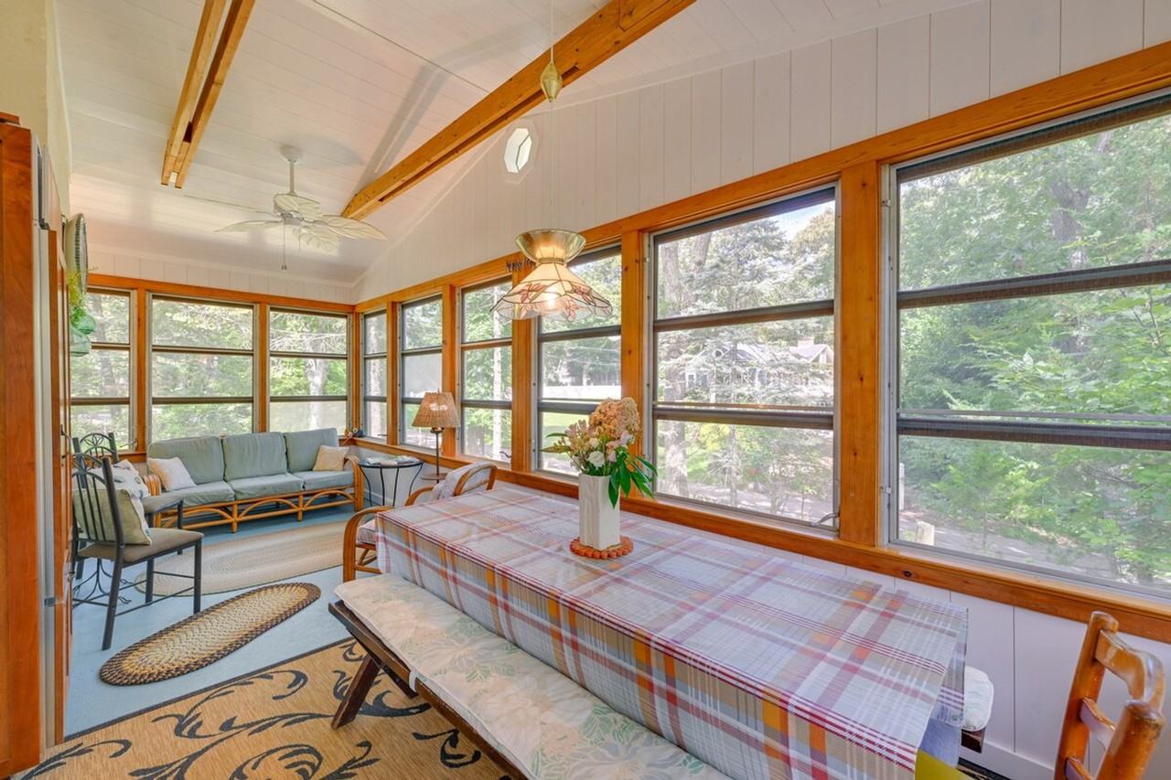 1955 Haywaters Rd #1300455P - Photo 7 of 31