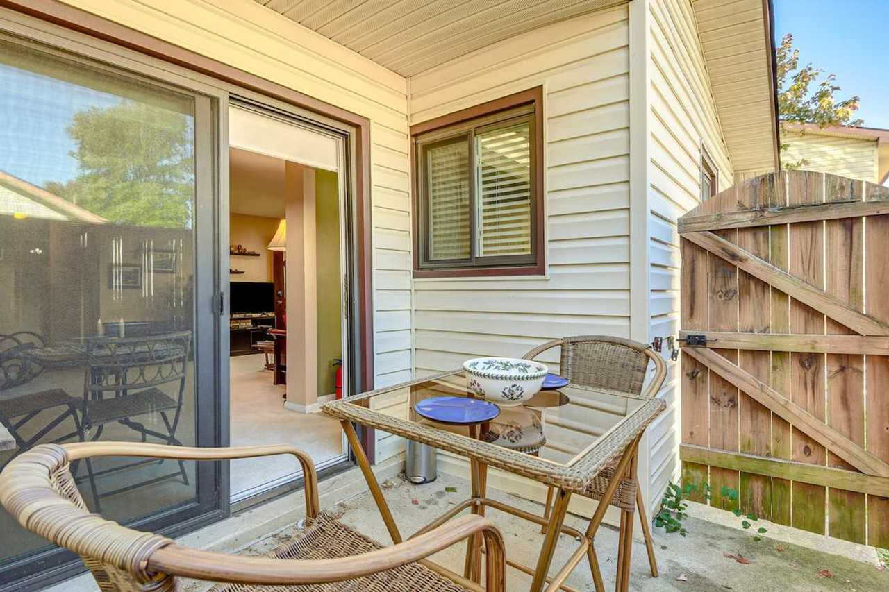 8404 Mina Loma Ct #1386147P - Photo 3 of 25