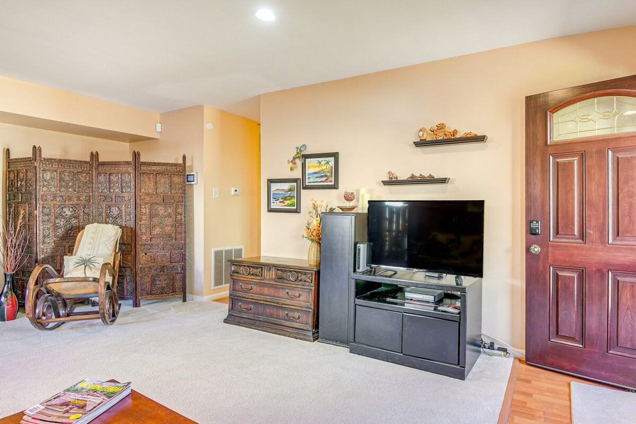 8404 Mina Loma Ct #1386147P - Photo 6 of 25