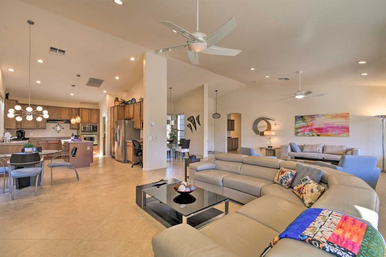 15999 W Cambridge Ave #1386117P - Photo 4 of 41