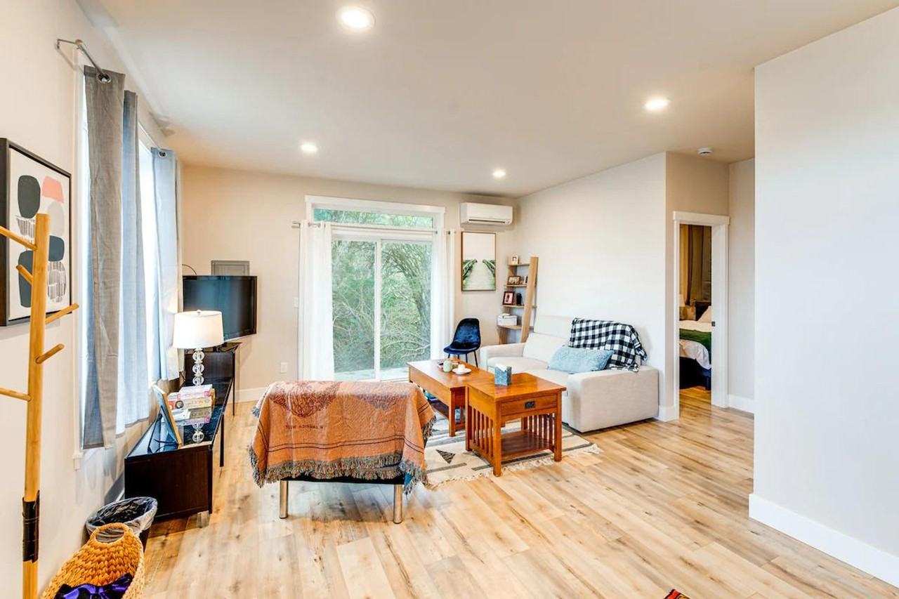 221 Taurus Blvd Sw #1383663P - Photo 2 of 25