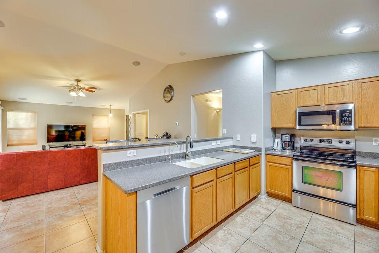 1884 West CALIBERA Court #1385669P - Photo 7 of 26