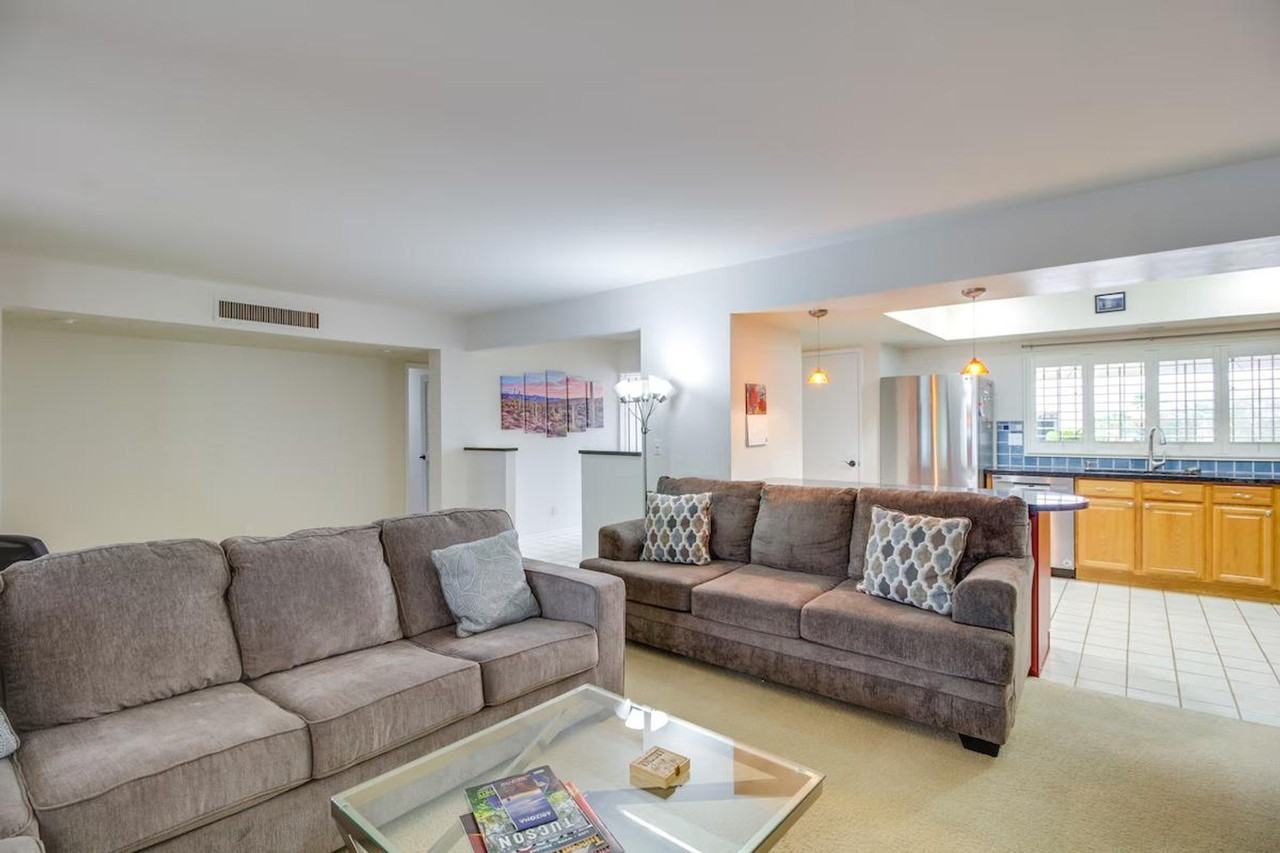 5026 N Crestridge Dr #1385752P - Photo 2 of 28