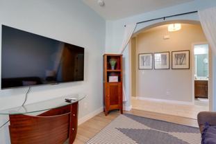 833 E Gary Ln - Photo 1 of 1