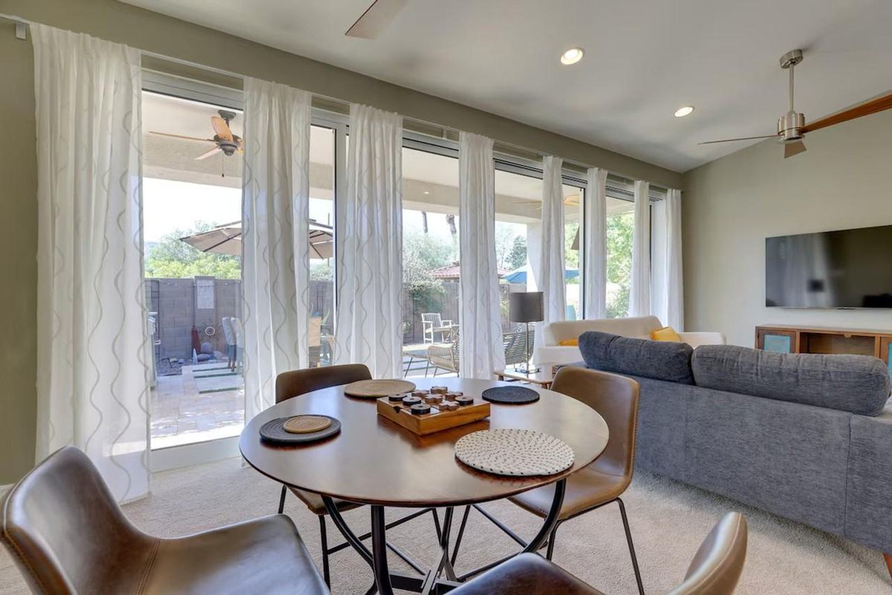 833 E Gary Ln #1385630P - Photo 3 of 43