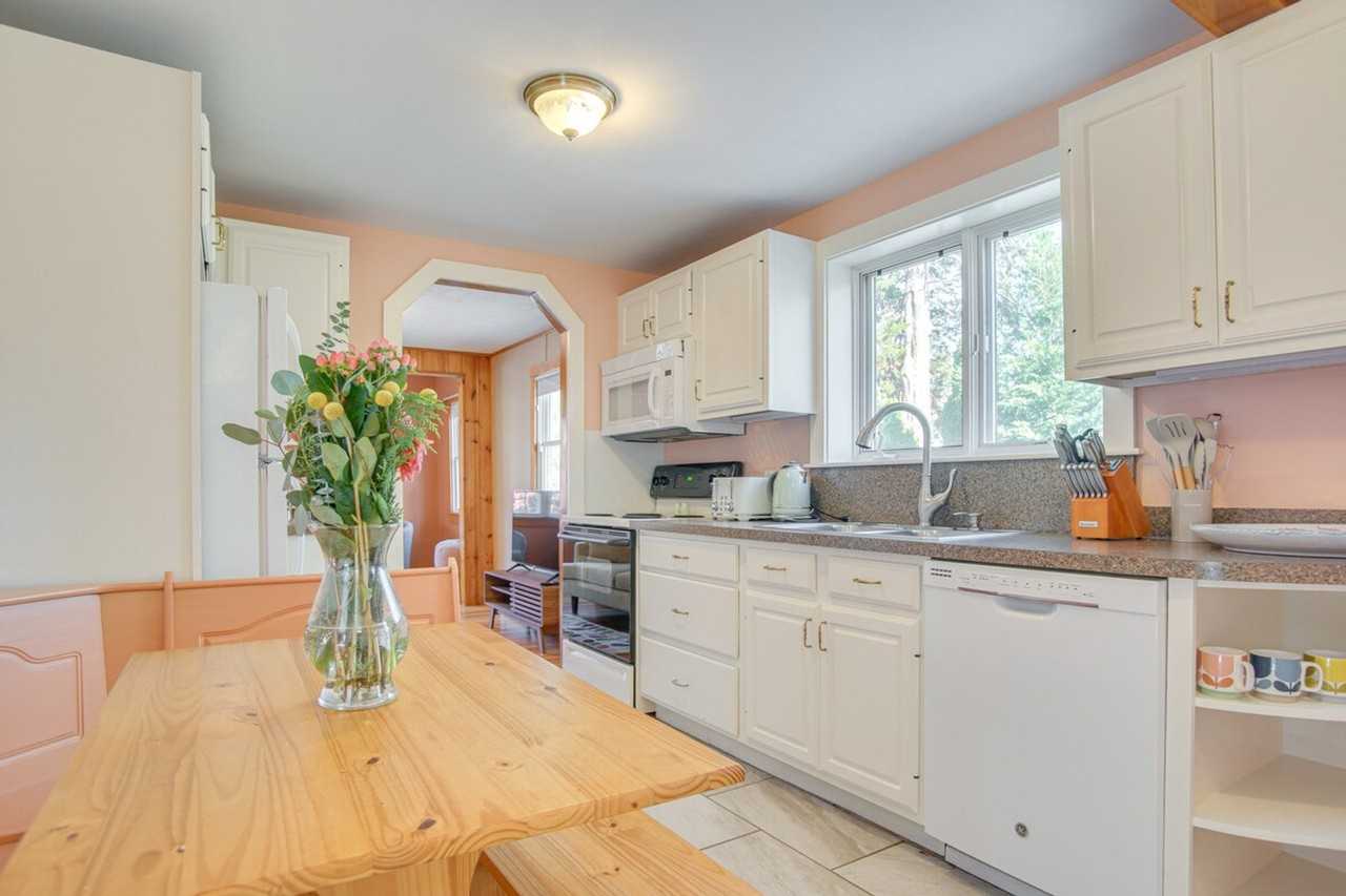 29 Cole St #1385861P - Photo 2 of 26