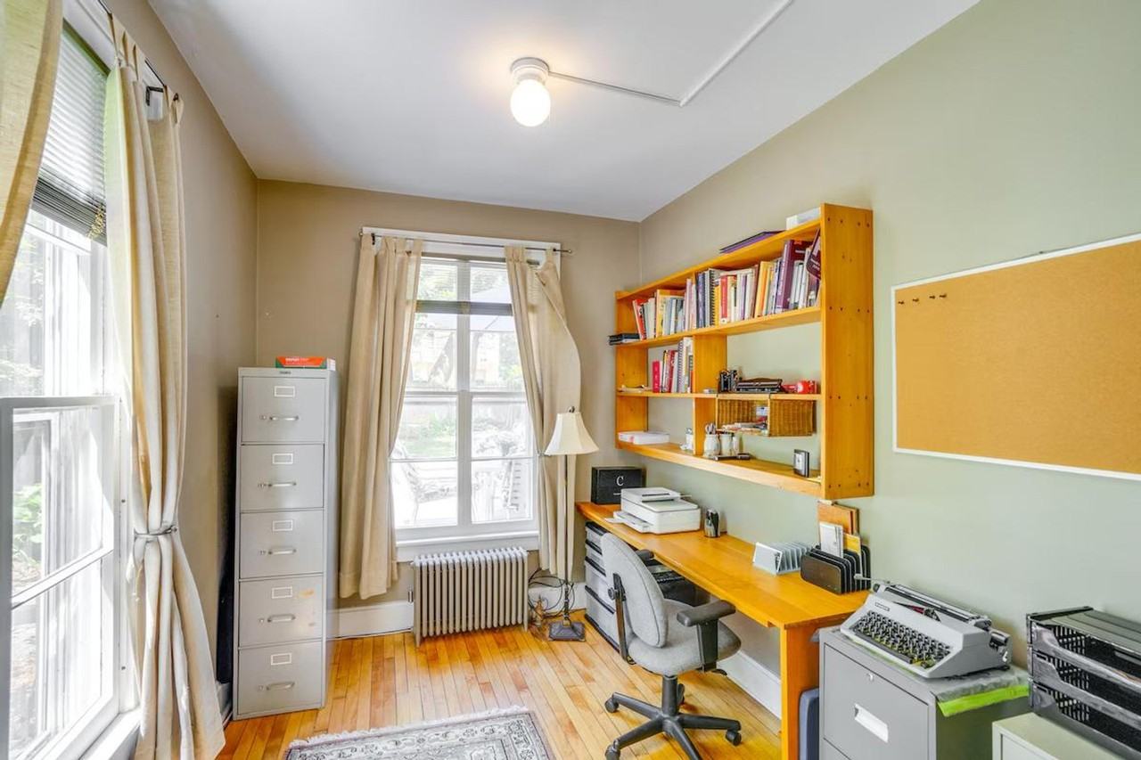 136 Pomeroy Ave #1386268P - Photo 7 of 41