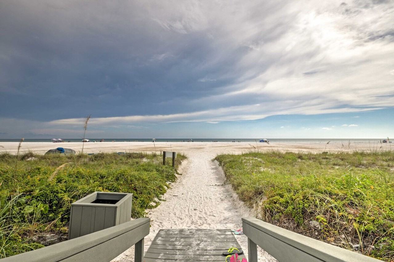 5760 Midnight Pass Rd #1385989P - Photo 7 of 24