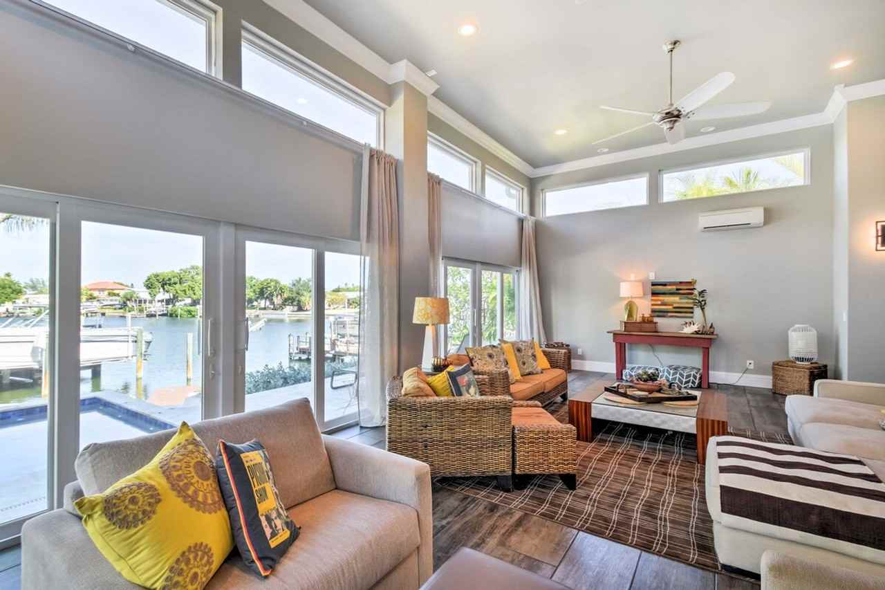 2122 W Vina Del Mar Blvd #1386257P - Photo 3 of 26