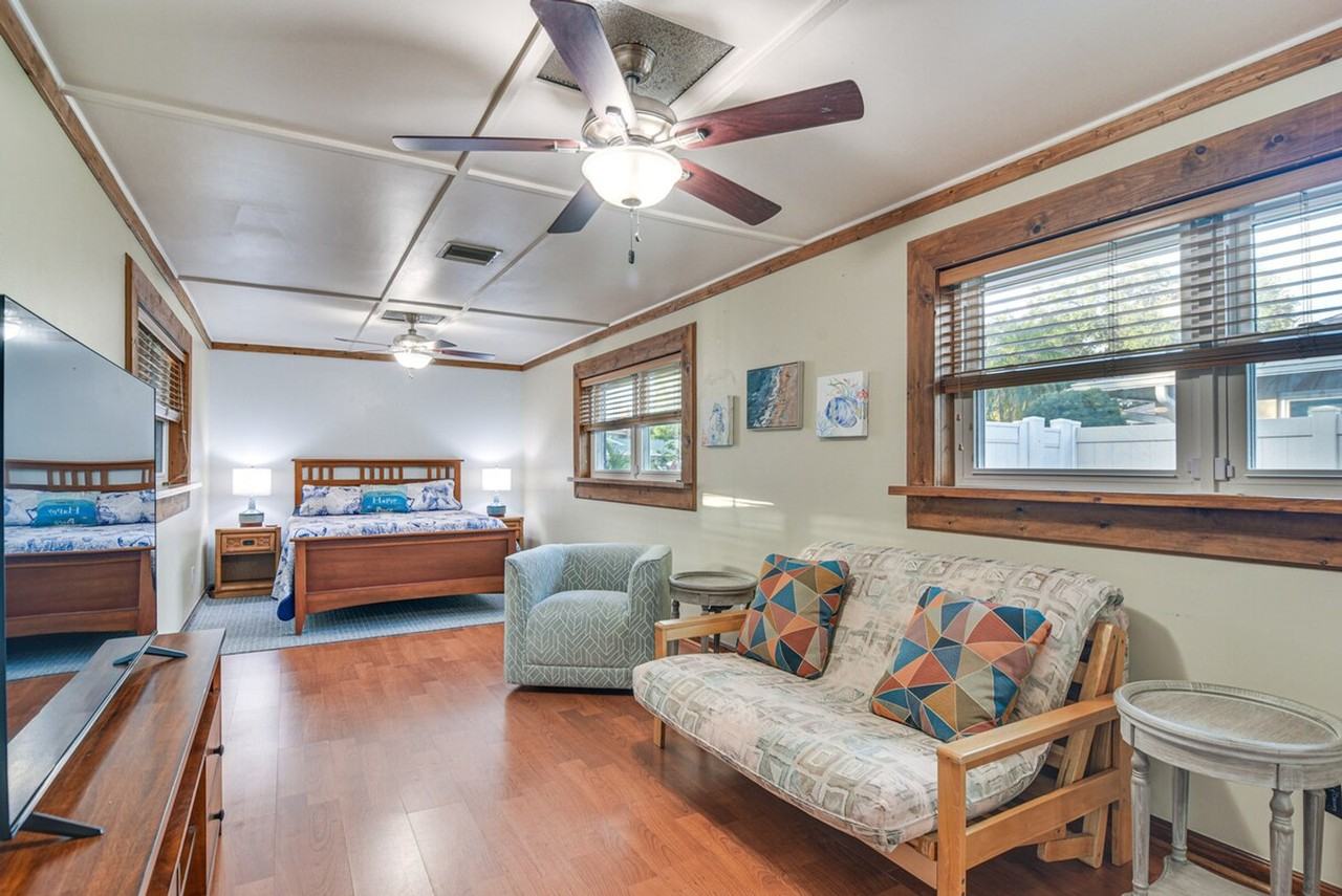 2360 Willow Tree Trl #1385801P - Photo 4 of 30