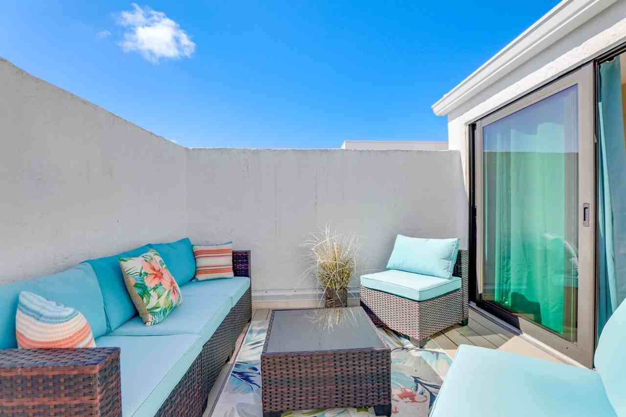 2955 N Beach Rd #1386105P - Photo 2 of 24