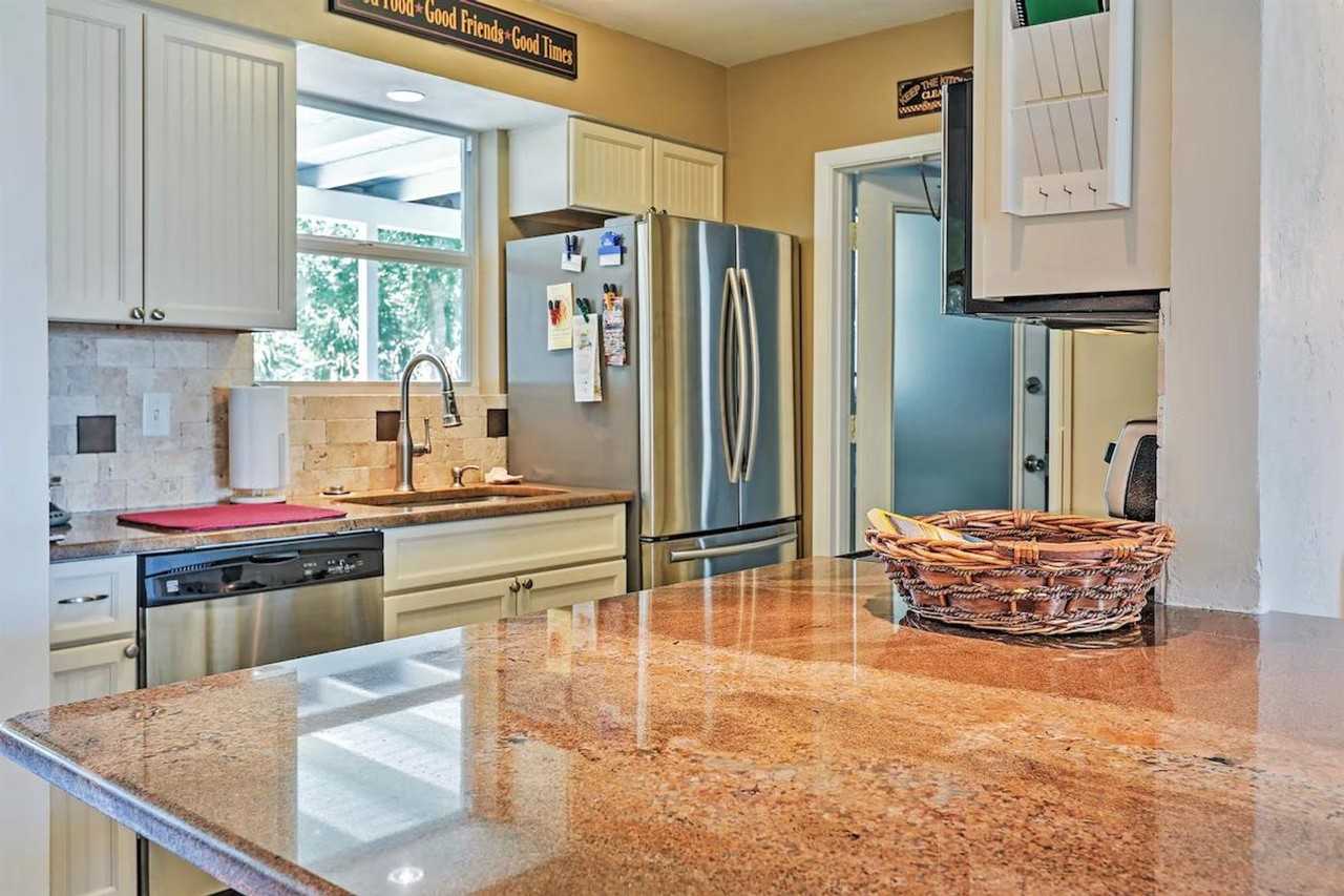 157 Longwood Dr #1385800P - Photo 6 of 24