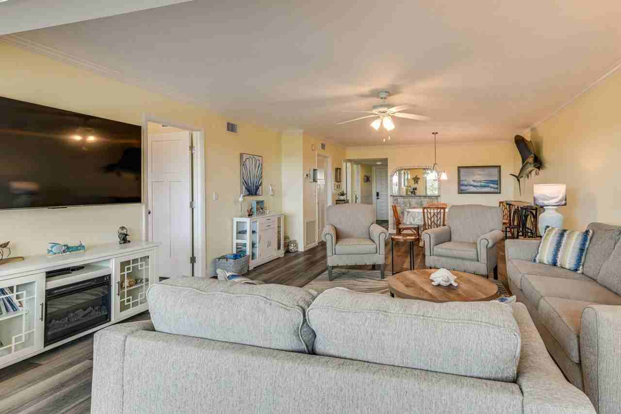 12112 44th Ave W #1385921P - Photo 7 of 32