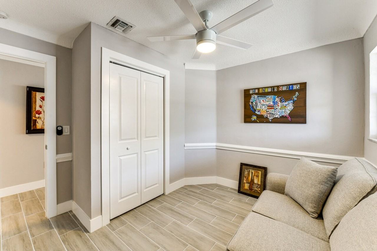 2473 Yorkshire Dr #1386109P - Photo 5 of 27