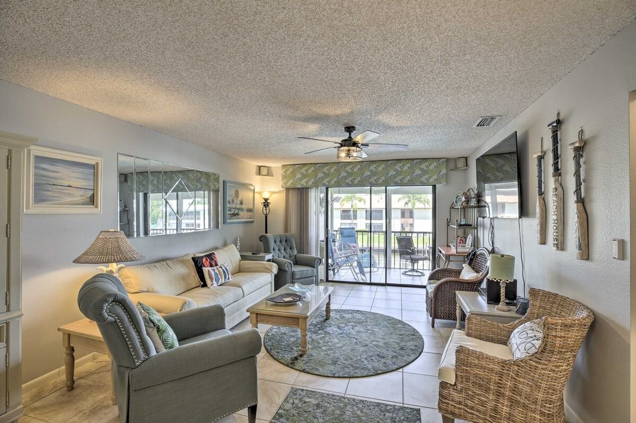 1009 Se 46th Ln #1385796P - Photo 3 of 33