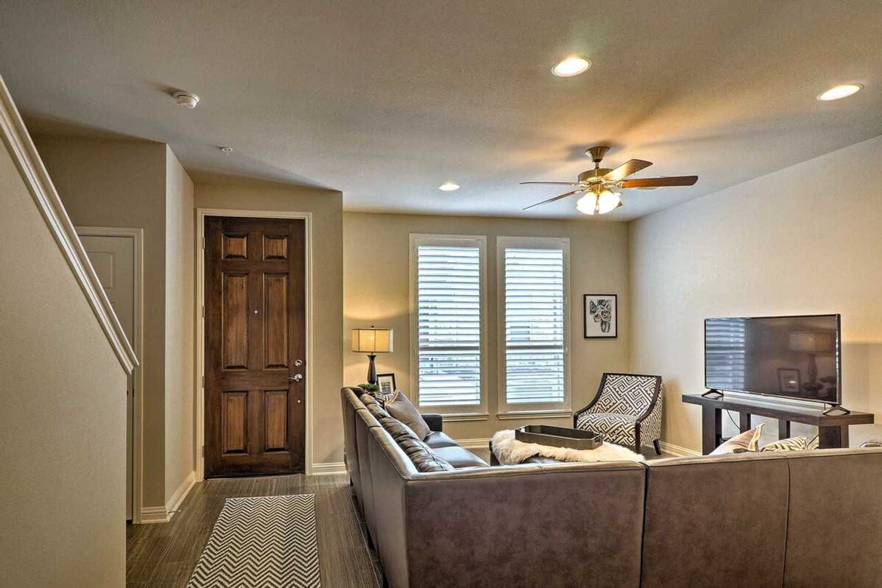 2501 County Road 234 #1385693P - Photo 5 of 28