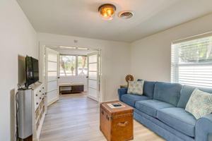 featured image of 2042 37th Ave