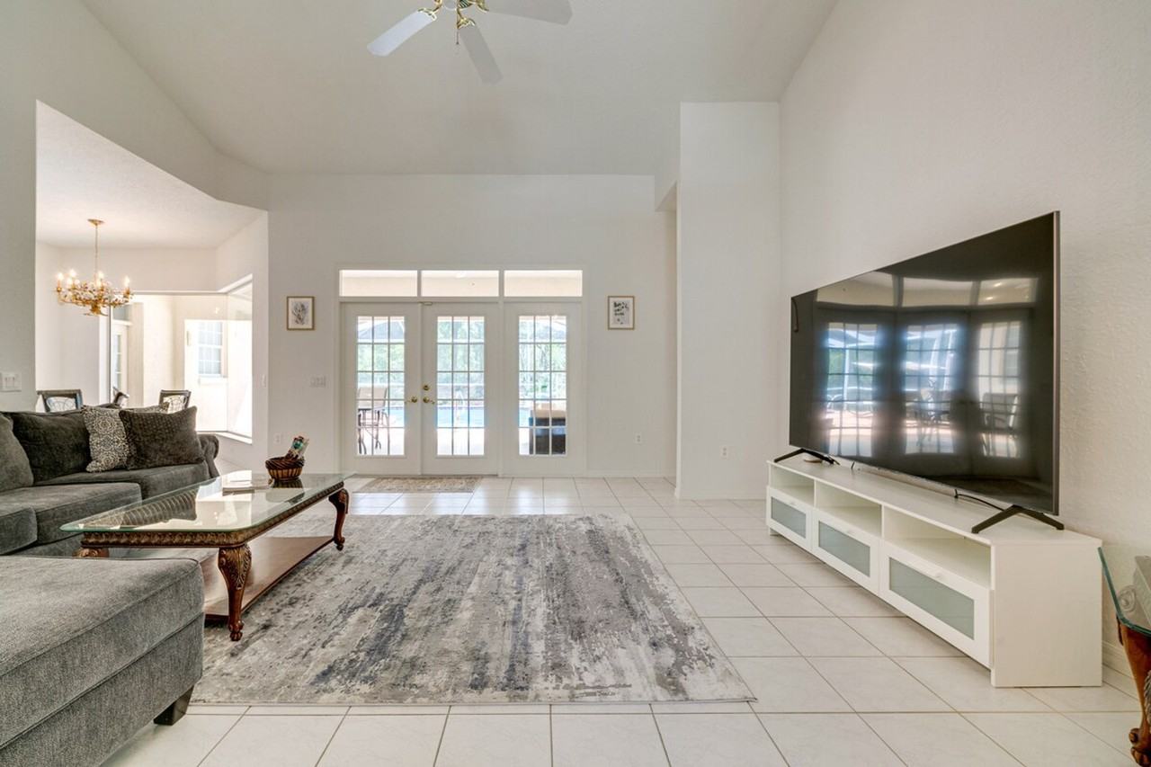 9939 Sw 203rd Cir #1308041P - Photo 3 of 40