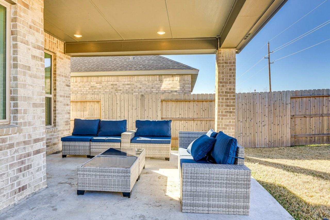 27118 Berry Bright Dr #1383670P - Photo 3 of 26