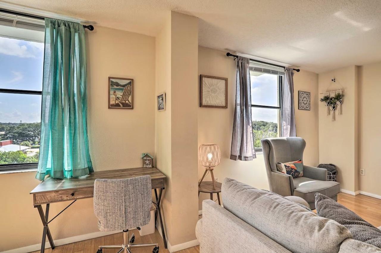 701 S Madison Ave #1386150P - Photo 7 of 25