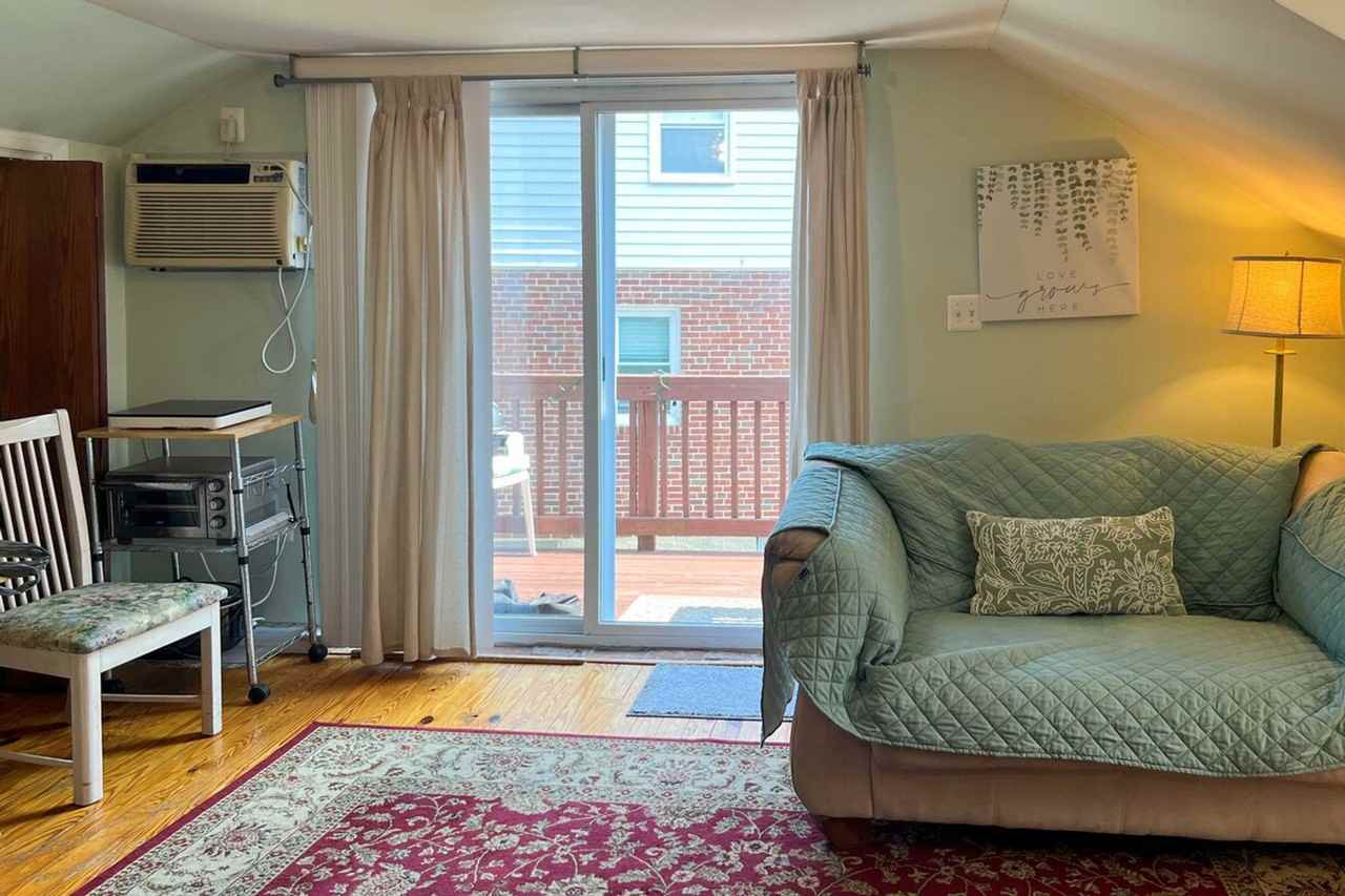 1414 Regester Ave #1385618P - Photo 3 of 27